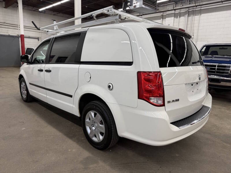ram ram cargo van 2013 2C4JRGAG6DR638506 image ram ram cargo van 2013 2C4JRGAG6DR638506 image